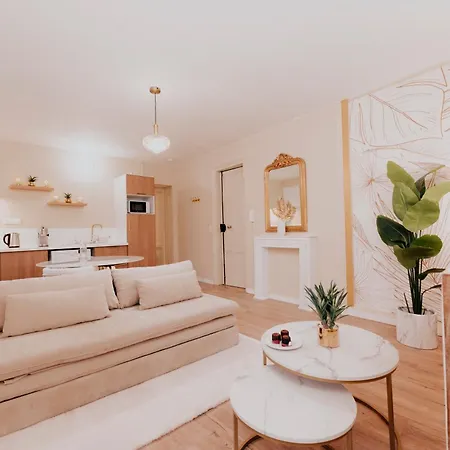 2-bedroom With Free Parking And High-speed Wi-fi 보르도